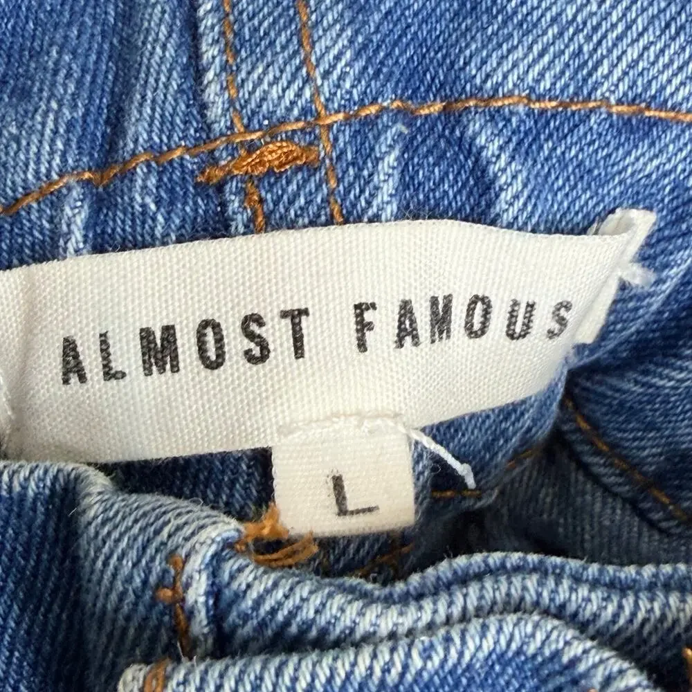 ALMOST FAMOUS Denim Paperbag Shorts Elastic Waist High Rise Blue Womens Size L